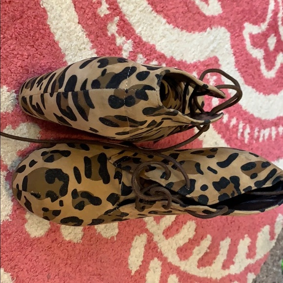 Cheetah booties - Picture 3 of 3